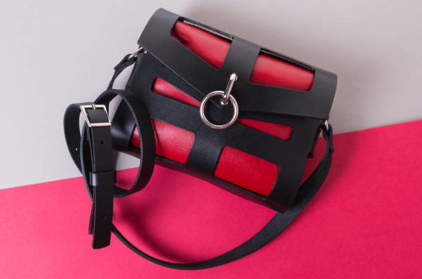 5 Reasons Why You Should Get A Small Crossbody Bag