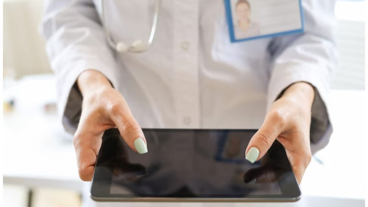Connecting Doctors Through Referring Physician Portals
