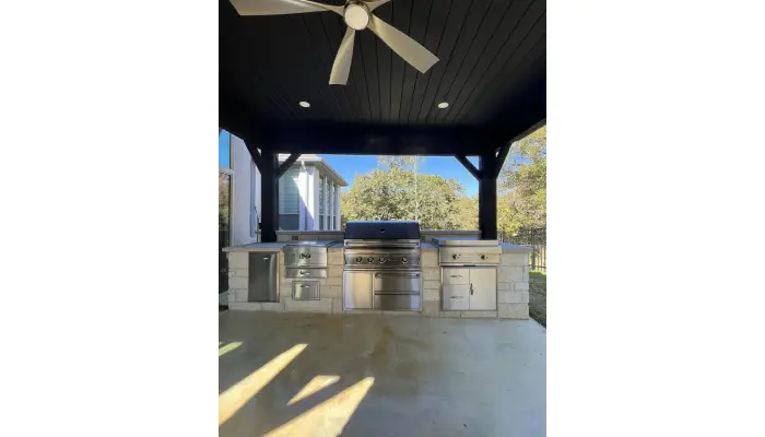 custom outdoor kitchens in dallas
